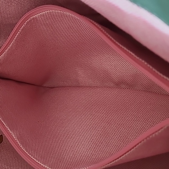 EUC Dooney & Bourke Green Tote Bag - Picture 13 of 16